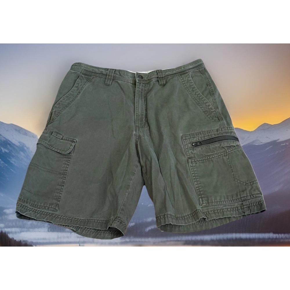Columbia Shorts Mens 31 Green Khaki Cargo Flat Front Outdoor Hiking Gorpcore